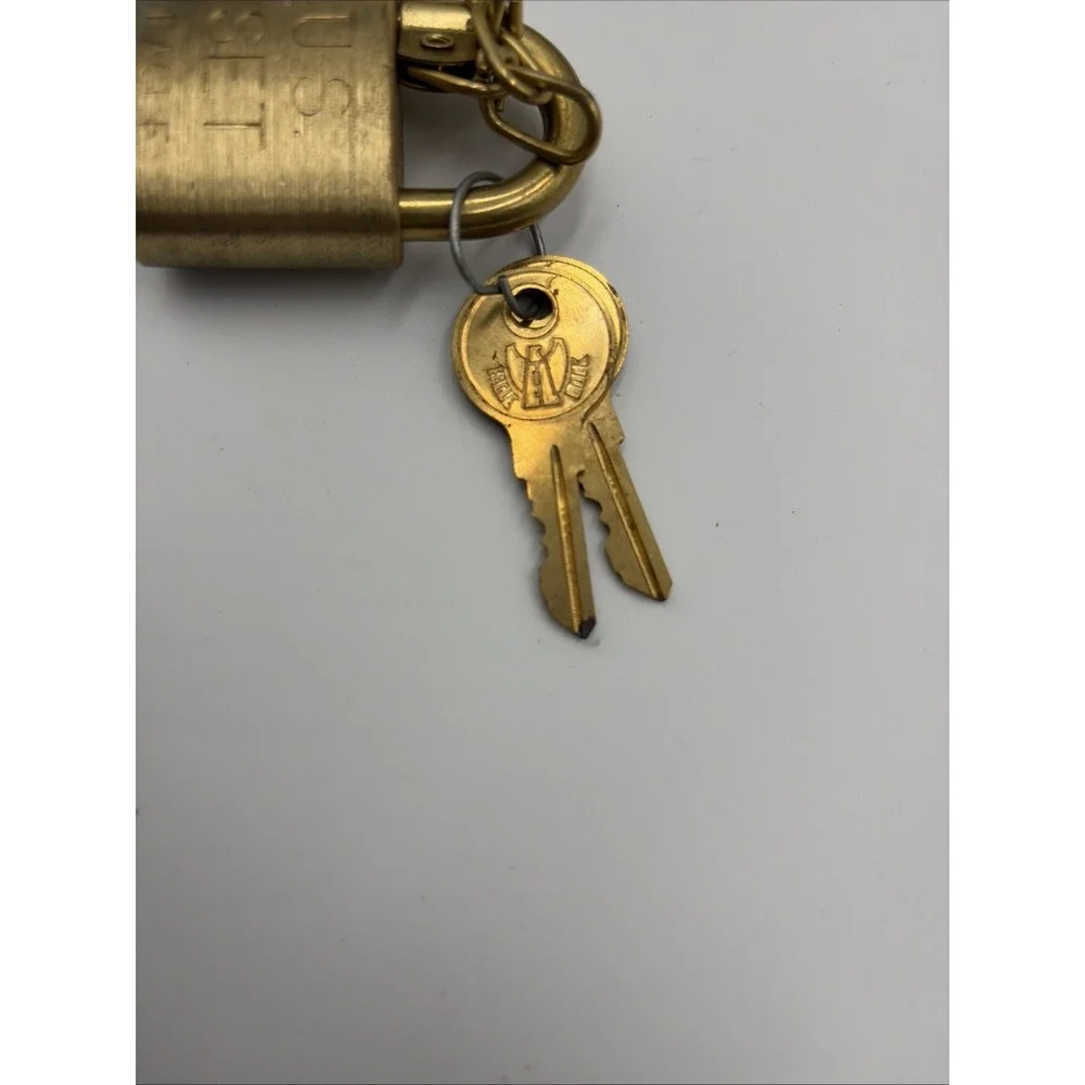 VTG U.S. Eagle Pad Lock Military Issued Solid Brass  with Two Keys and Chain
